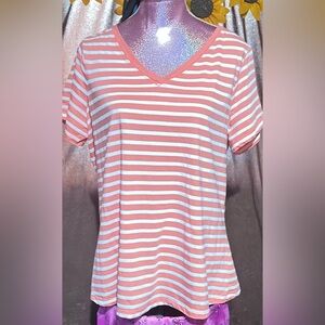 Short sleeve striped V neck t-shirt by Bobbie Brooks size 1x.